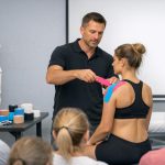 Kurs kinesiotaping twarzy z technikami liftingującymi — praktyka, teoria i efekty